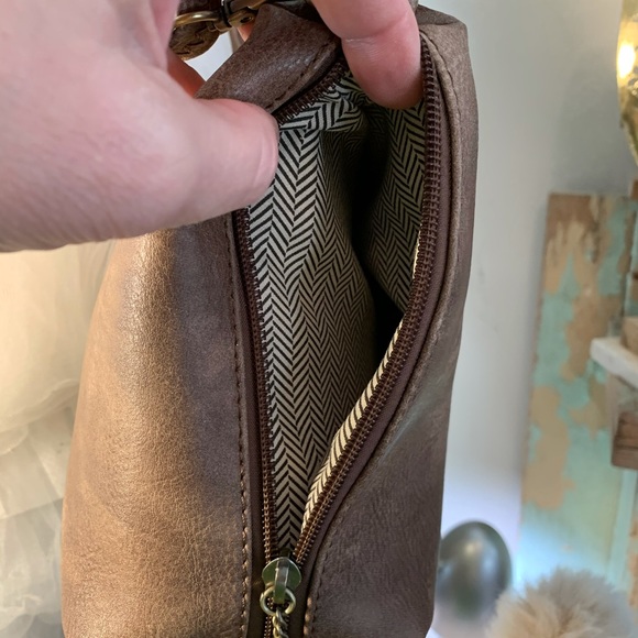 Mini Bucket Concealed Carry Handbag - Picture 6 of 8